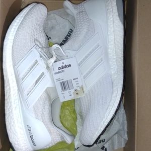 Brand New!! Adidas Ultra Boost Size 12